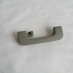 Salona rokturis griestos priekš AUDI A4 2001 SEDAN