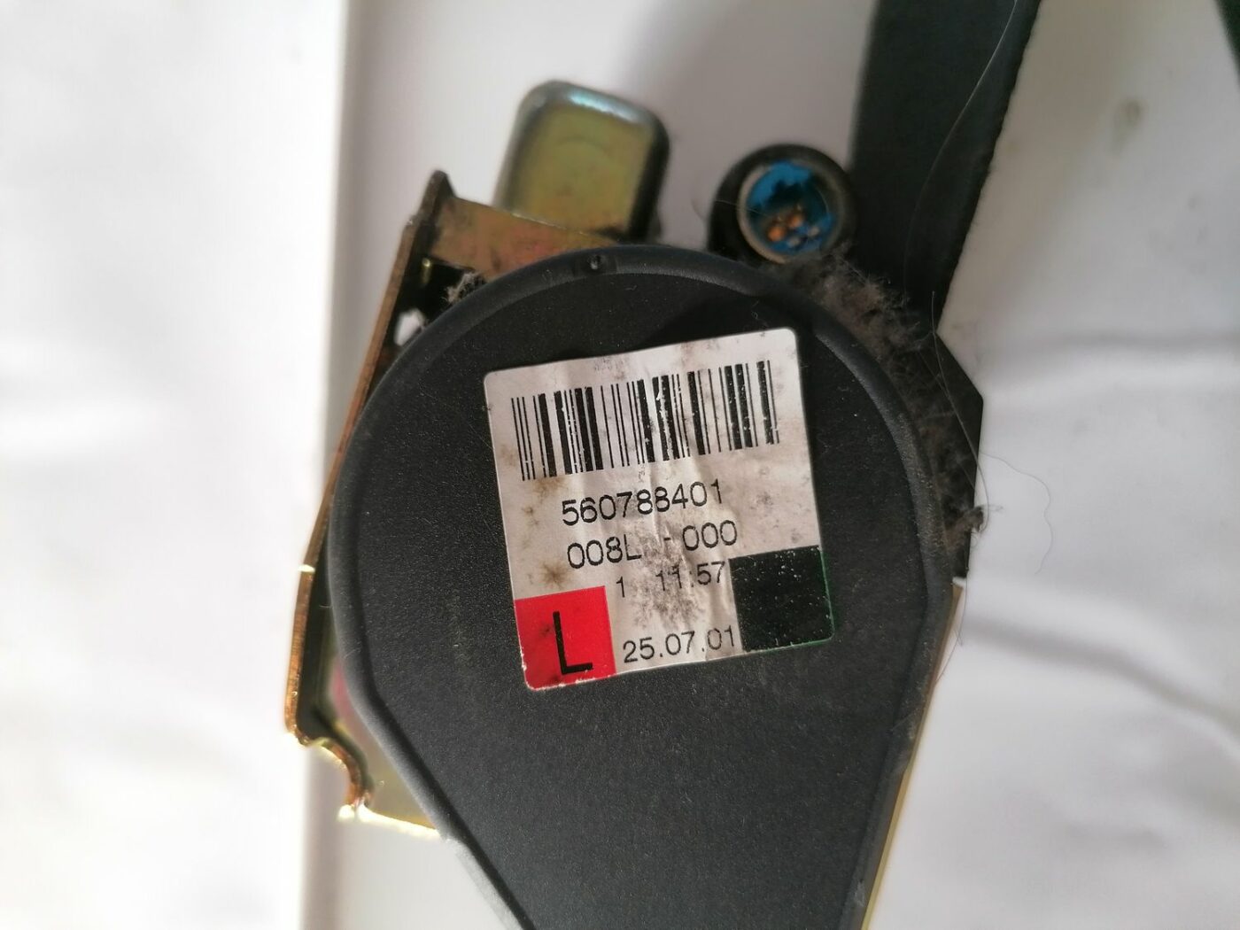 Priekšējā kreisā drošības josta priekš AUDI A4 2001 SEDAN 4 Priekšējā kreisā drošības josta priekš AUDI A4 2001 SEDAN