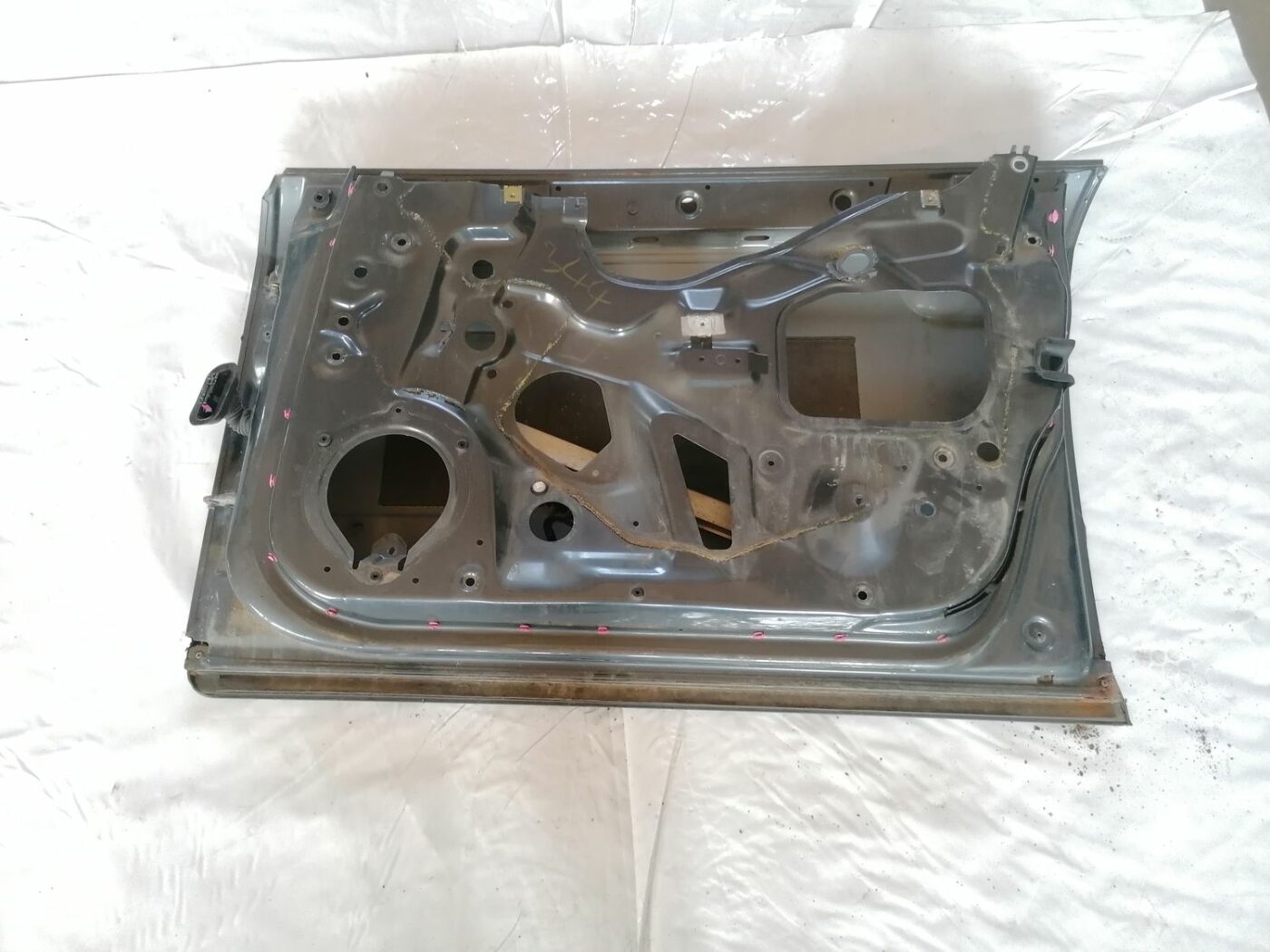 Priekšējās labās durvis priekš AUDI A4 2001 SEDAN