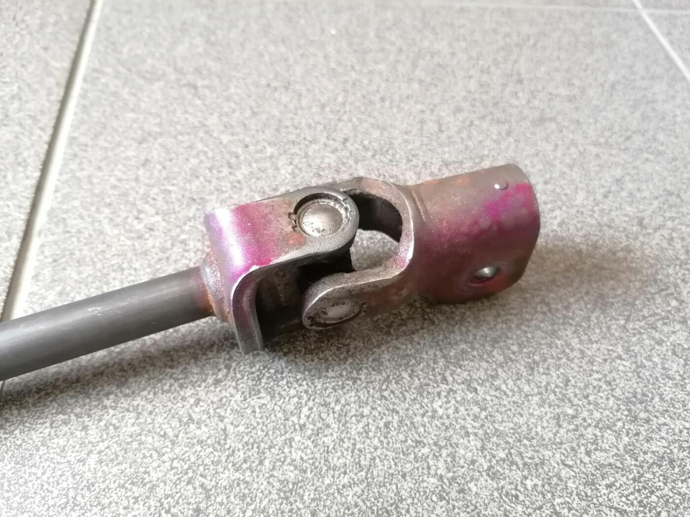 Stūres statnes kardāns priekš AUDI A4 1996