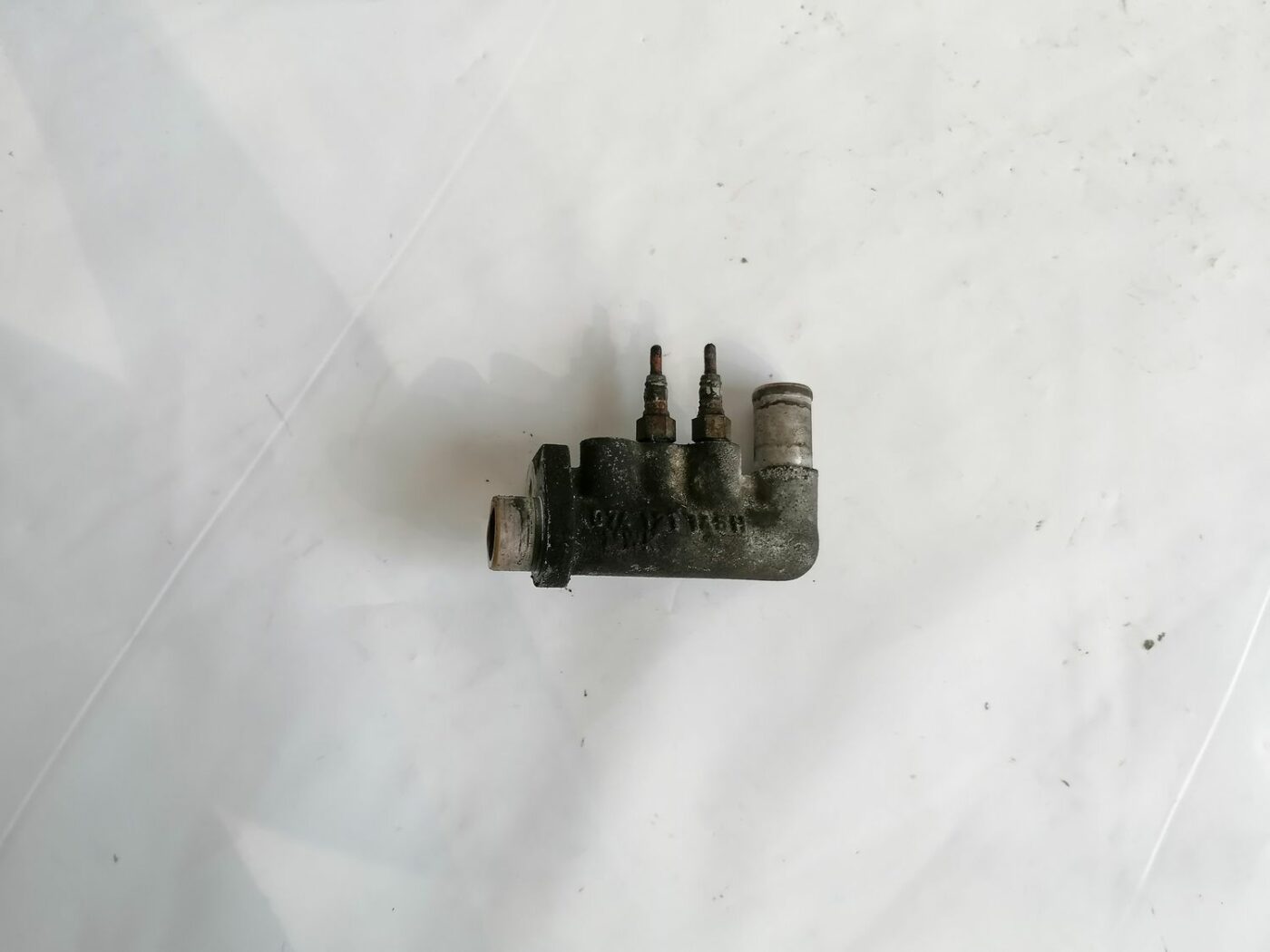 Dzesēšanas šķidruma sildīšanas bloks priekš VOLVO V70 2000 1 Dzesēšanas šķidruma sildīšanas bloks priekš VOLVO V70 2000