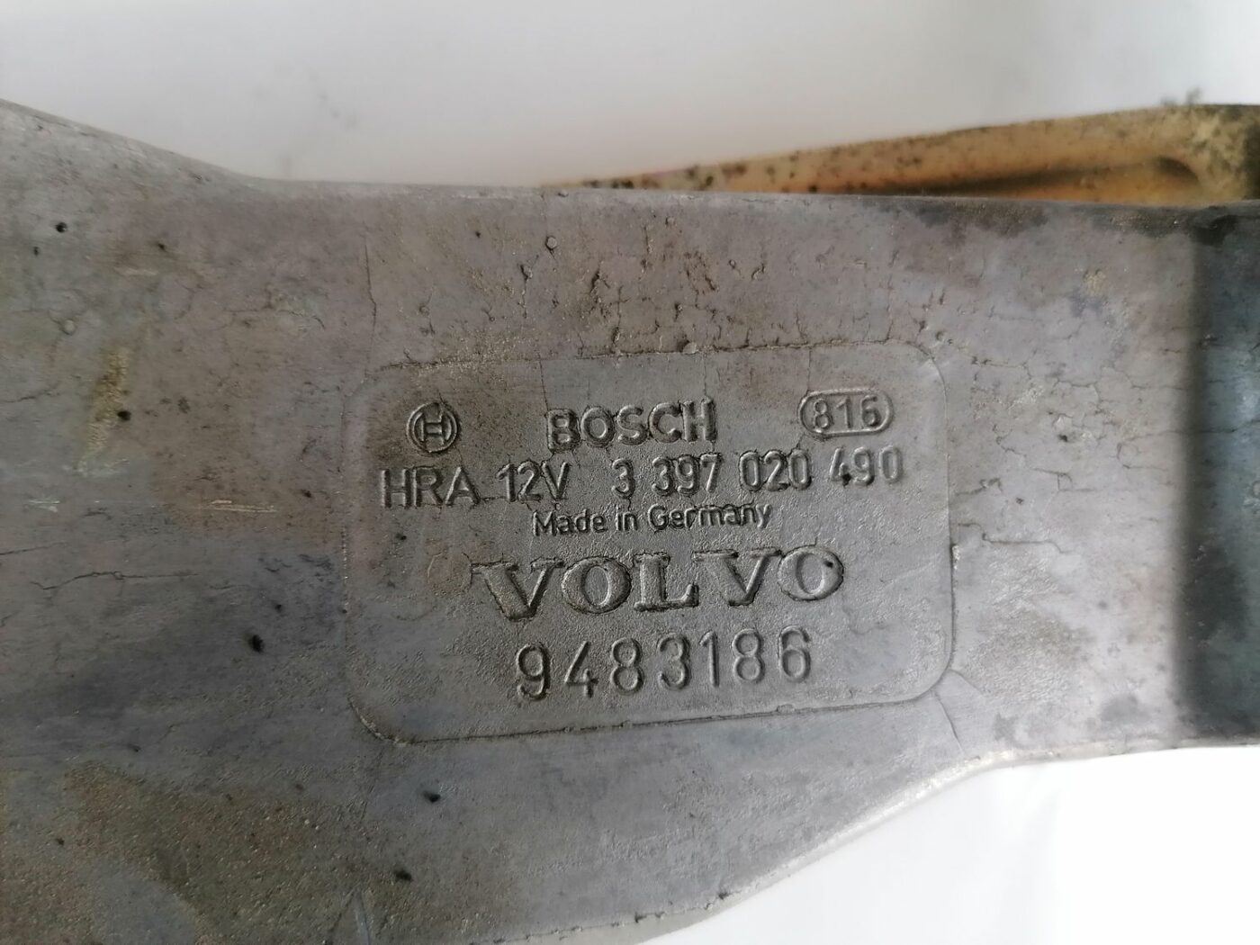 Aizmugurējā stikla tīrītāja motors priekš VOLVO V70 2000 6 Aizmugurējā stikla tīrītāja motors priekš VOLVO V70 2000