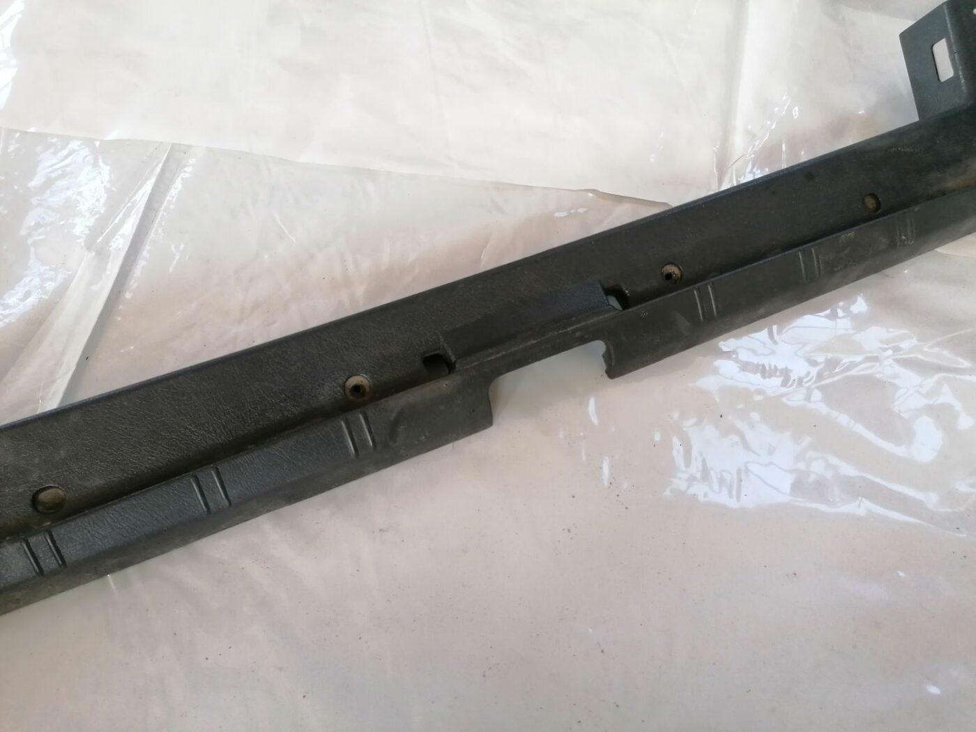 Bagažnieka nodalījuma sliekšņa uzlika priekš VOLVO V70 2000 8 Bagažnieka nodalījuma sliekšņa uzlika priekš VOLVO V70 2000