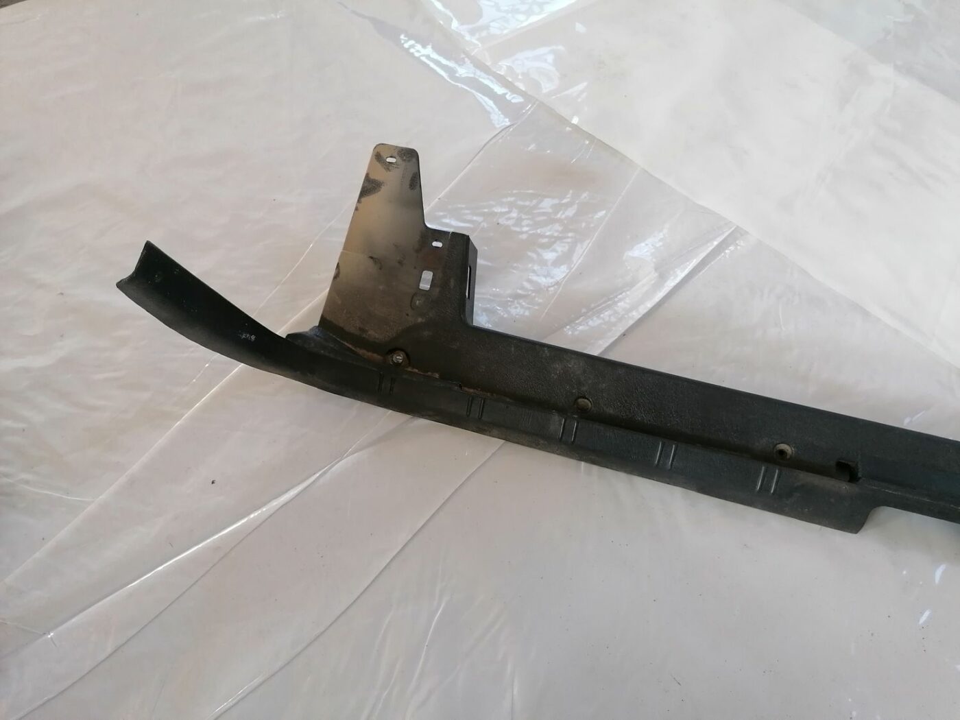 Bagažnieka nodalījuma sliekšņa uzlika priekš VOLVO V70 2000 6 Bagažnieka nodalījuma sliekšņa uzlika priekš VOLVO V70 2000