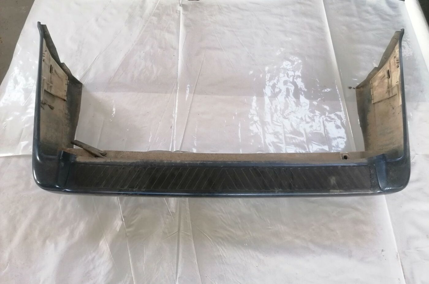 Aizmugures buferis priekš VOLVO V70 2000