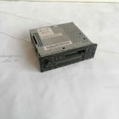 Automašīnas radio priekš VW PASSAT 2003 UNIVERSAL BLUE