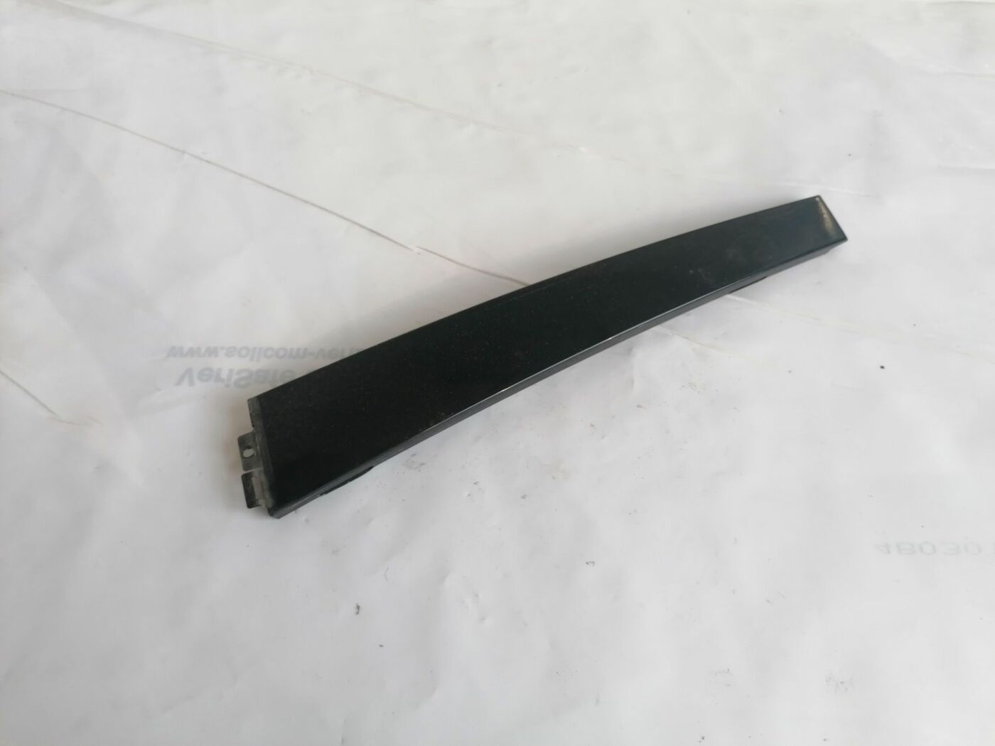 Durvju stikla moldings priekš VW PASSAT 2003 UNIVERSAL BLUE 1 Durvju stikla moldings priekš VW PASSAT 2003 UNIVERSAL BLUE