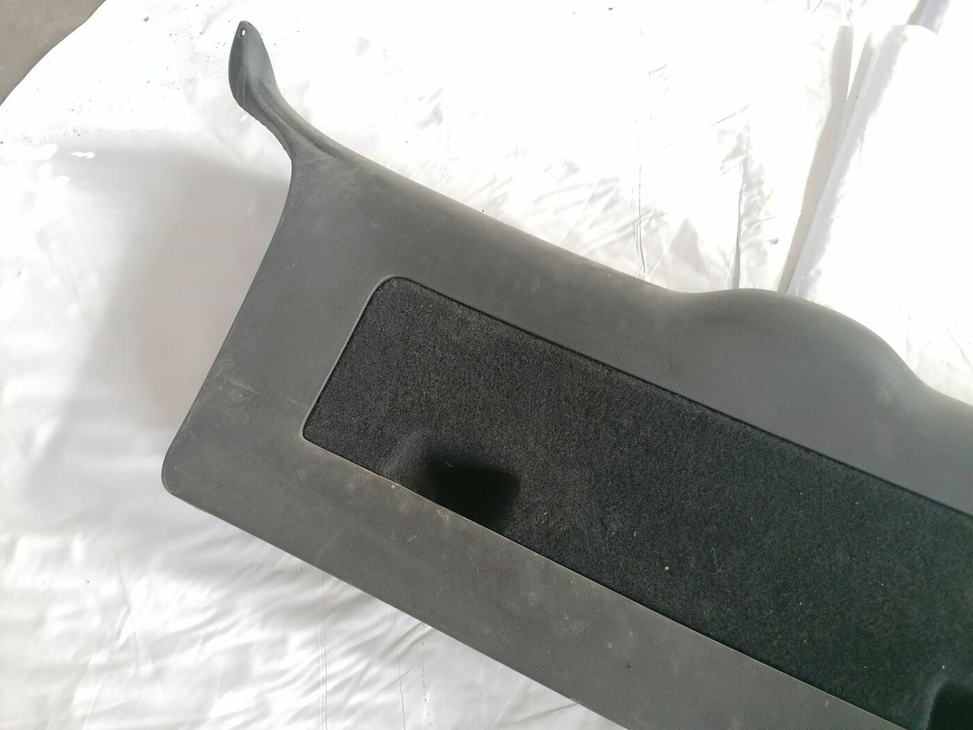 Bagāžnieka vāka liela apdare priekš VW PASSAT 2003 UNIVERSAL BLUE