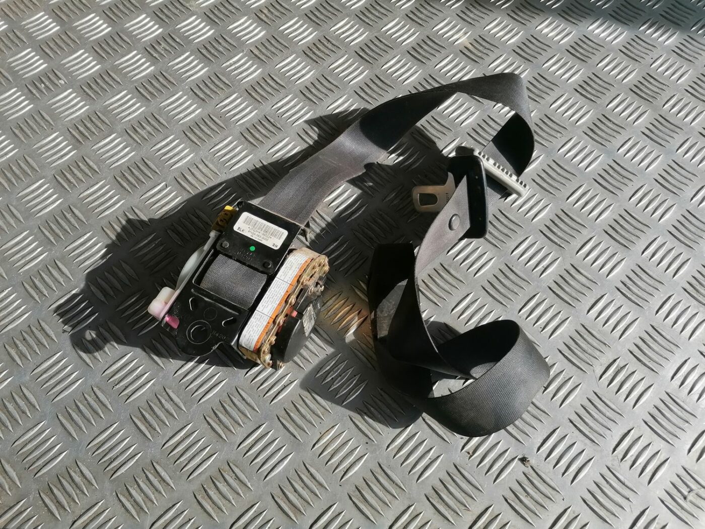 Priekšējā labā drošības josta priekš HONDA CIVIC 2004