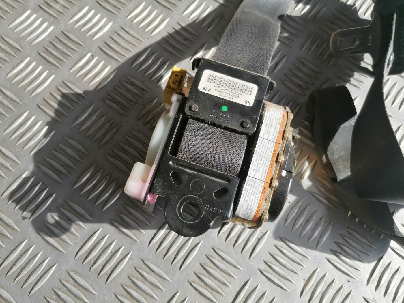 Priekšējā labā drošības josta priekš HONDA CIVIC 2004