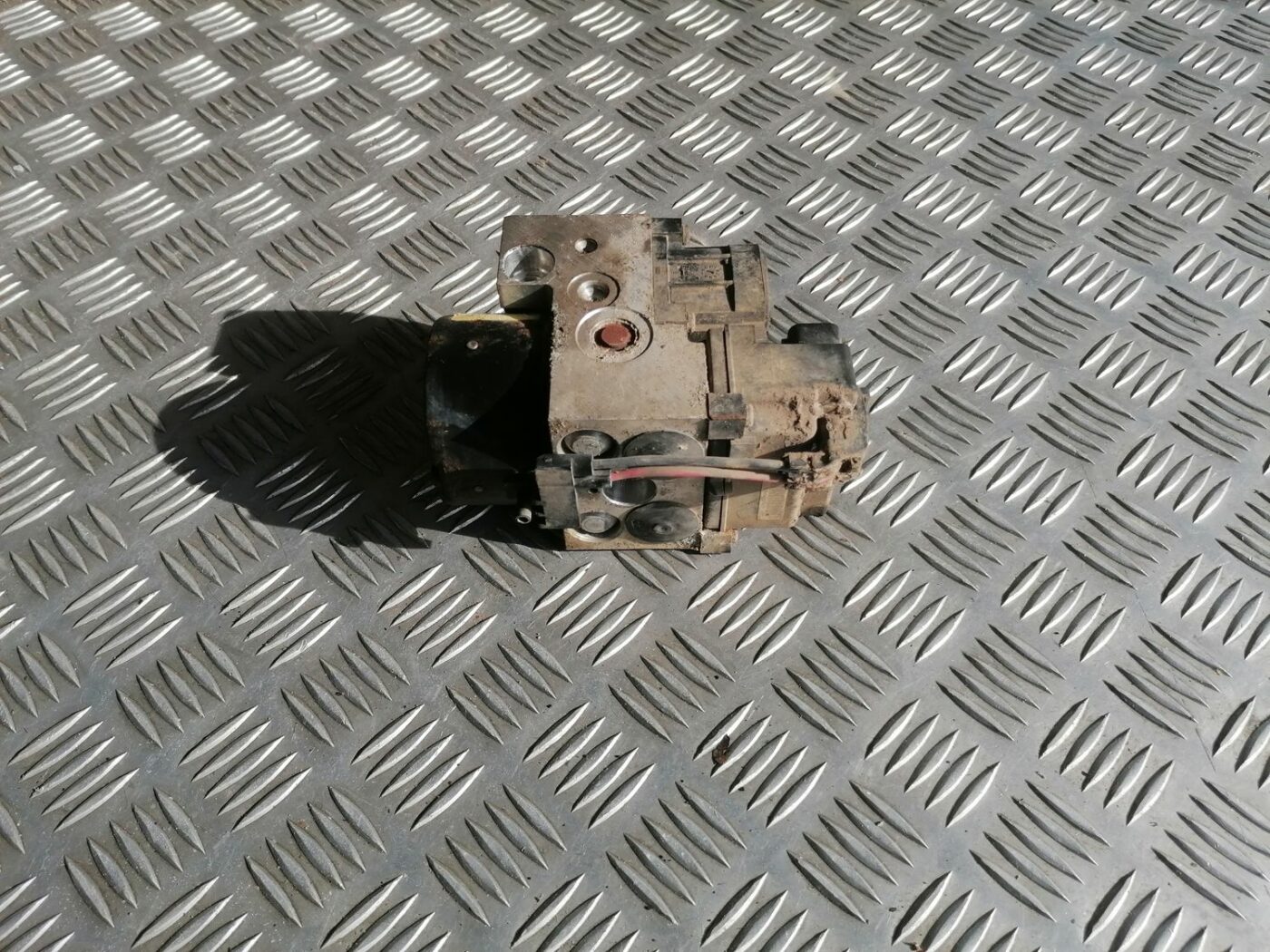 ABS bloks priekš HONDA CIVIC 2004 5 ABS bloks priekš HONDA CIVIC 2004