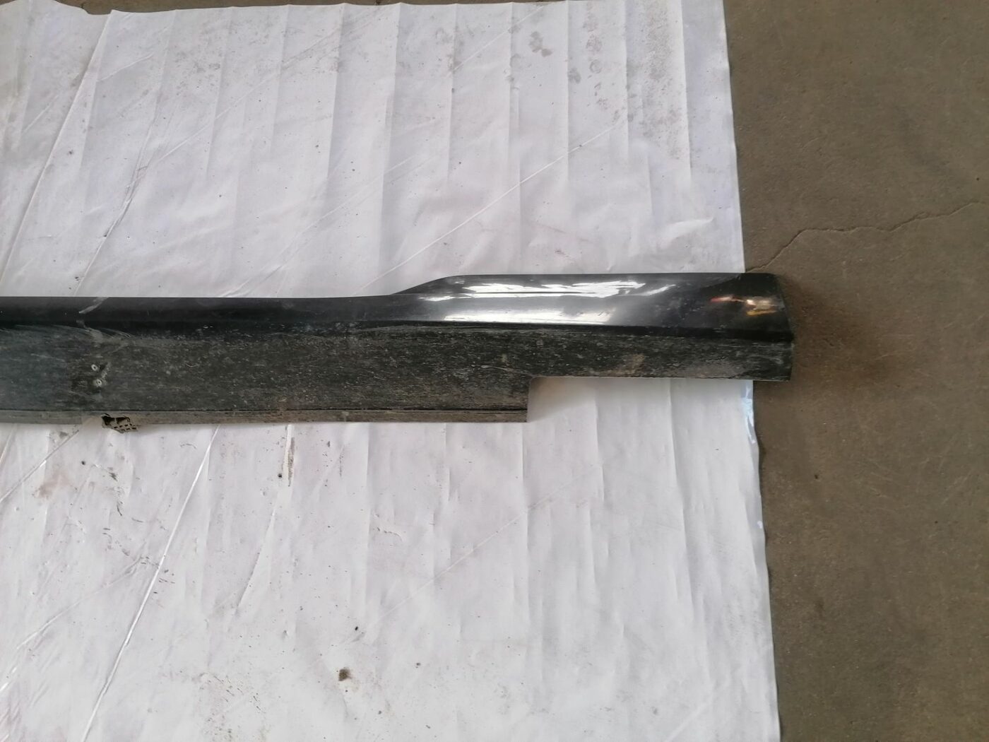 Ārēja sliekšņa kreisa uzlika priekš HONDA CIVIC 2004 6 Ārēja sliekšņa kreisa uzlika priekš HONDA CIVIC 2004