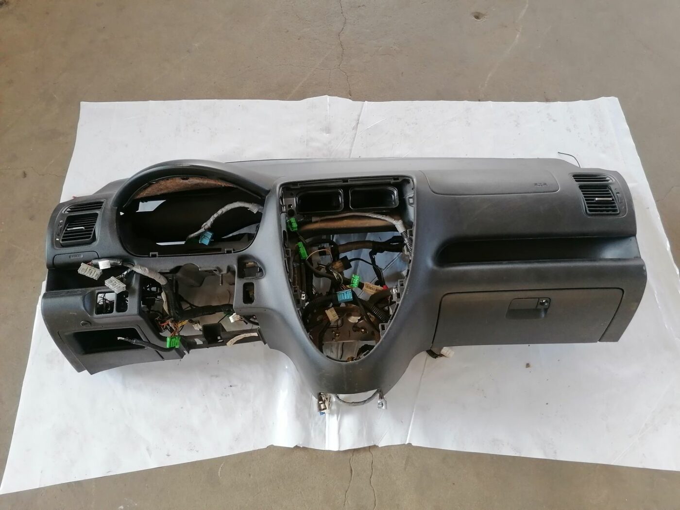 Mērinstrumentu panelis priekš HONDA CIVIC 2004 1 Mērinstrumentu panelis priekš HONDA CIVIC 2004