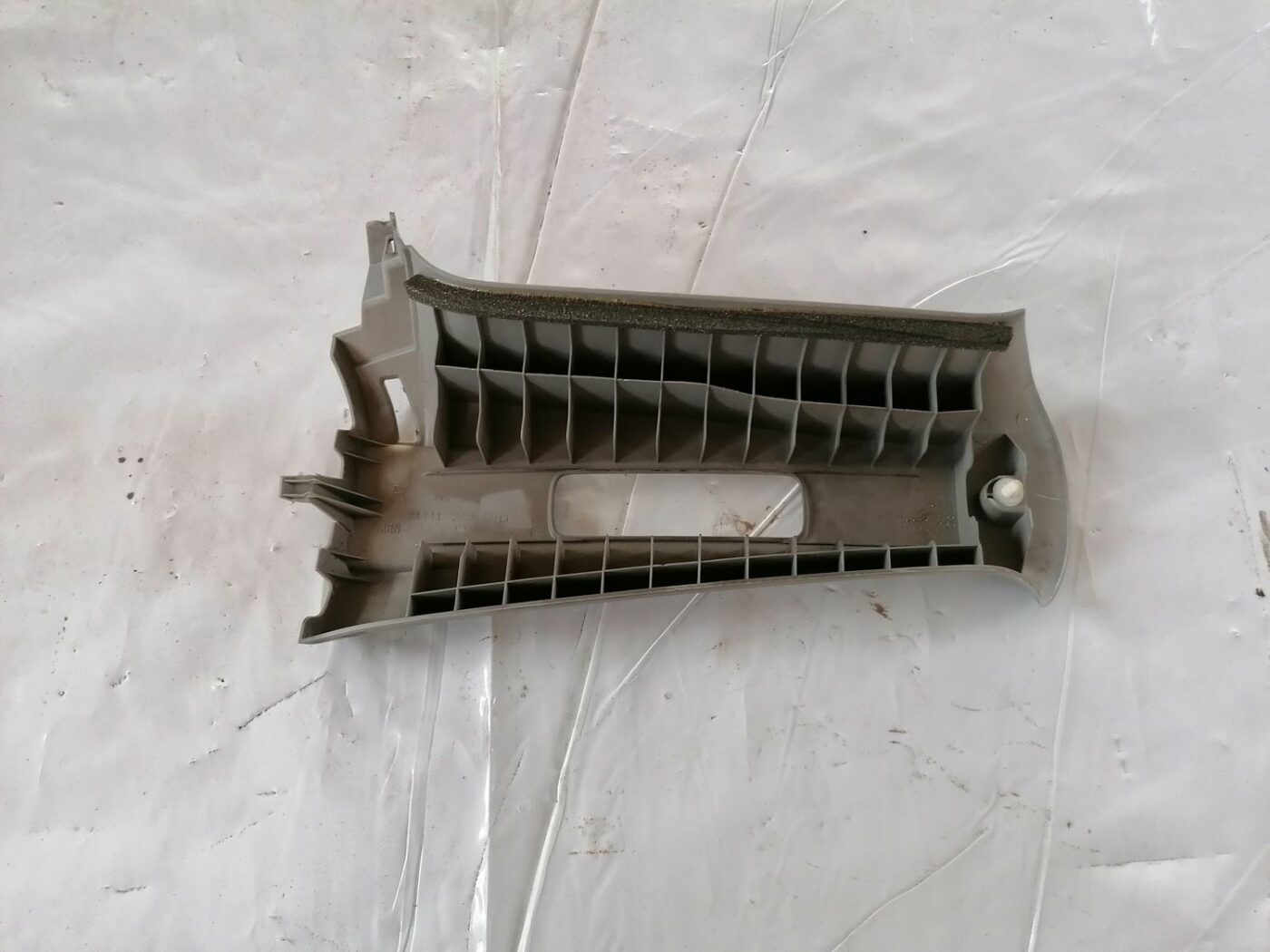 Vidējas salona statnes apdare priekš HONDA CIVIC 2004