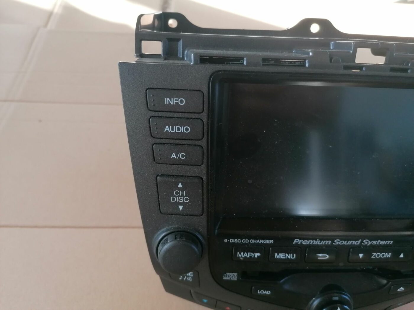 CD/DVD/Navigācijas bloks priekš HONDA ACCORD 2003 SILVER 12 CD/DVD/Navigācijas bloks priekš HONDA ACCORD 2003 SILVER