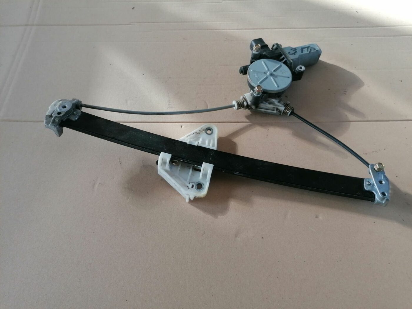 Stikla pacelšanas mehānisms aizmugurējais labais priekš HONDA ACCORD 2003 SILVER