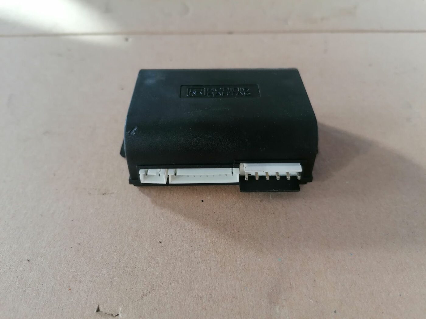 Signalizācijas vadības bloks priekš HONDA ACCORD 2003 SILVER 2 Signalizācijas vadības bloks priekš HONDA ACCORD 2003 SILVER