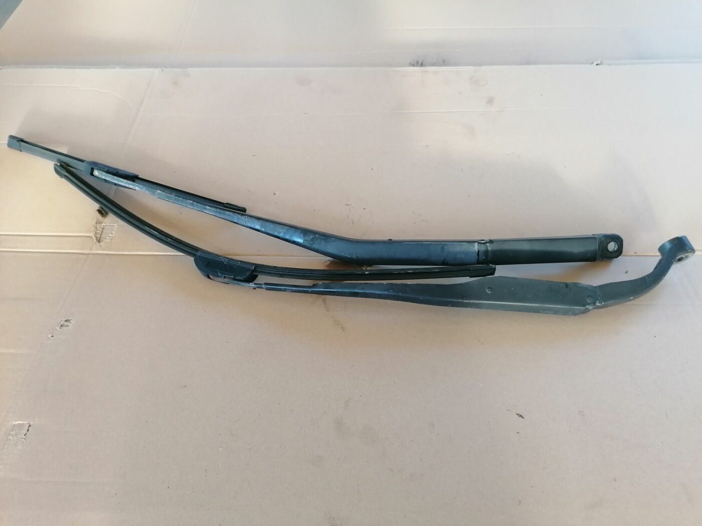 Vējstikla slotu turētāju komplekts priekš HONDA ACCORD 2003 SILVER