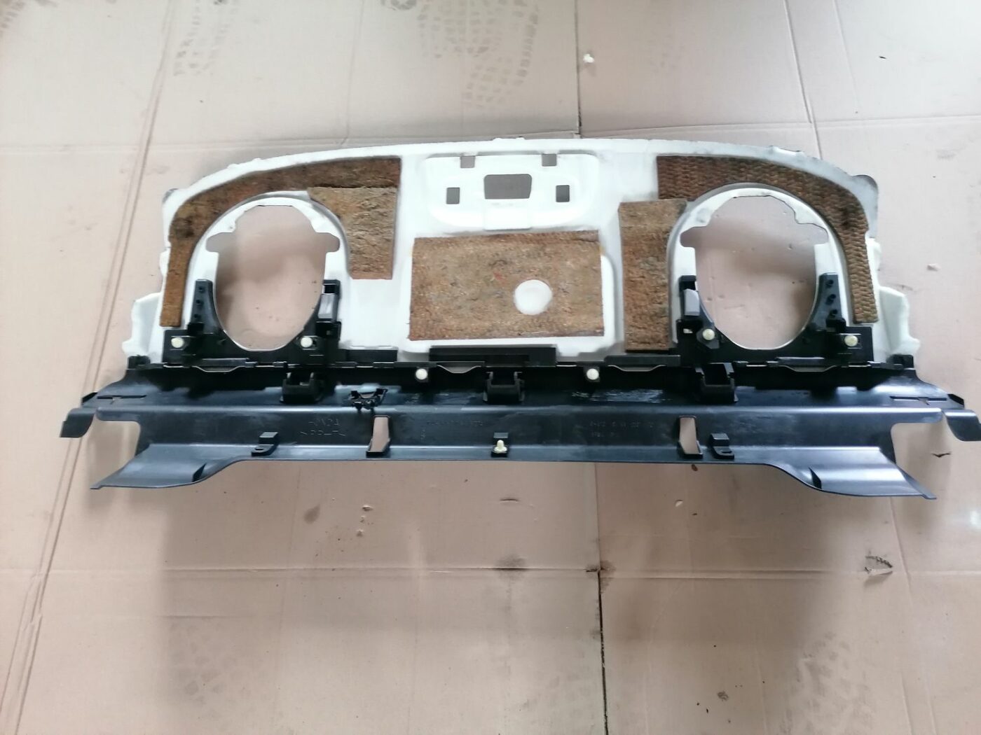 Bagāžnieka nodalījuma plaukts priekš HONDA ACCORD 2003 SILVER