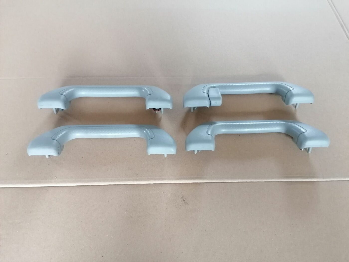 Salona rokturis griestos priekš HONDA ACCORD 2003 SILVER