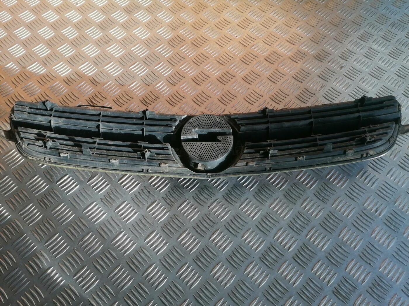 Bufera reste priekš OPEL VECTRA C 2002 6 Bufera reste priekš OPEL VECTRA C 2002