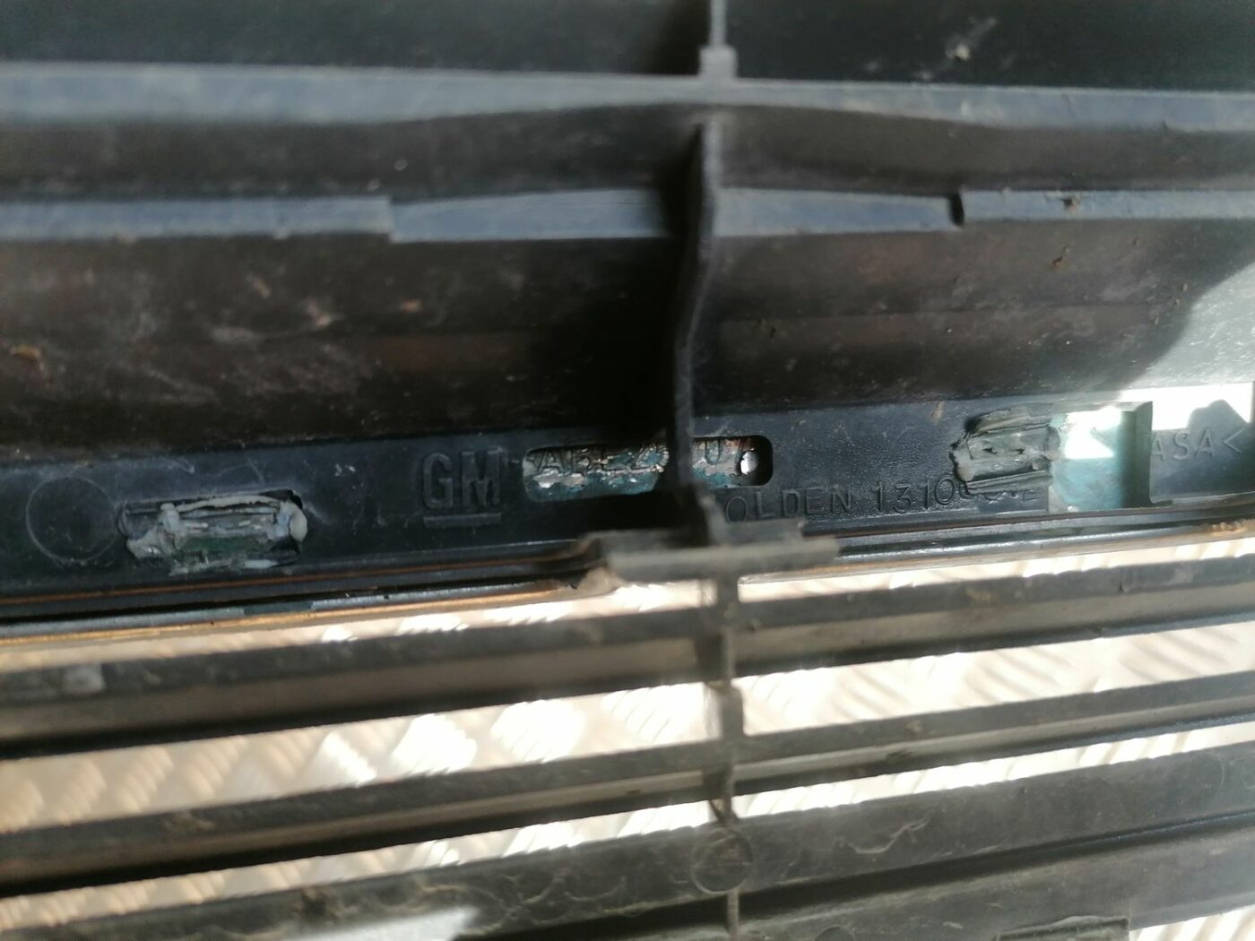 Bufera reste priekš OPEL VECTRA C 2002 4 Bufera reste priekš OPEL VECTRA C 2002