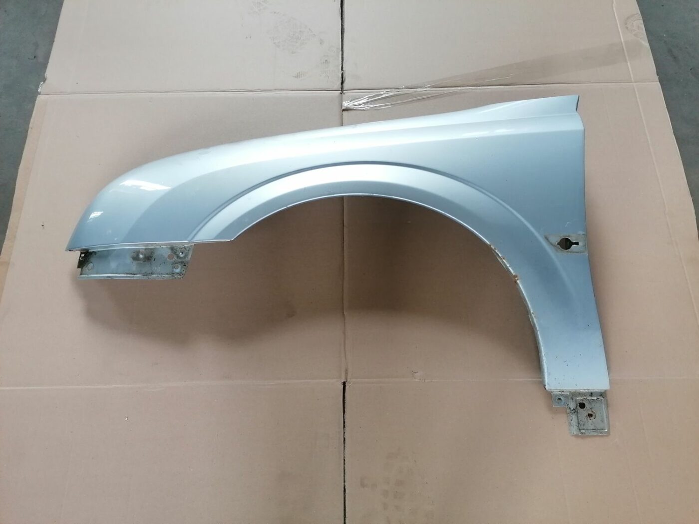 Priekšējais kreisais spārns priekš OPEL VECTRA C 2002 1 Priekšējais kreisais spārns priekš OPEL VECTRA C 2002