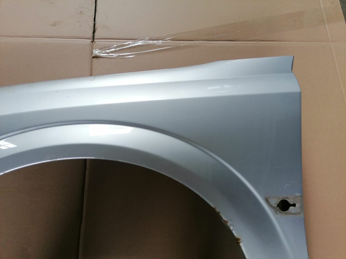 Priekšējais kreisais spārns priekš OPEL VECTRA C 2002 7 Priekšējais kreisais spārns priekš OPEL VECTRA C 2002