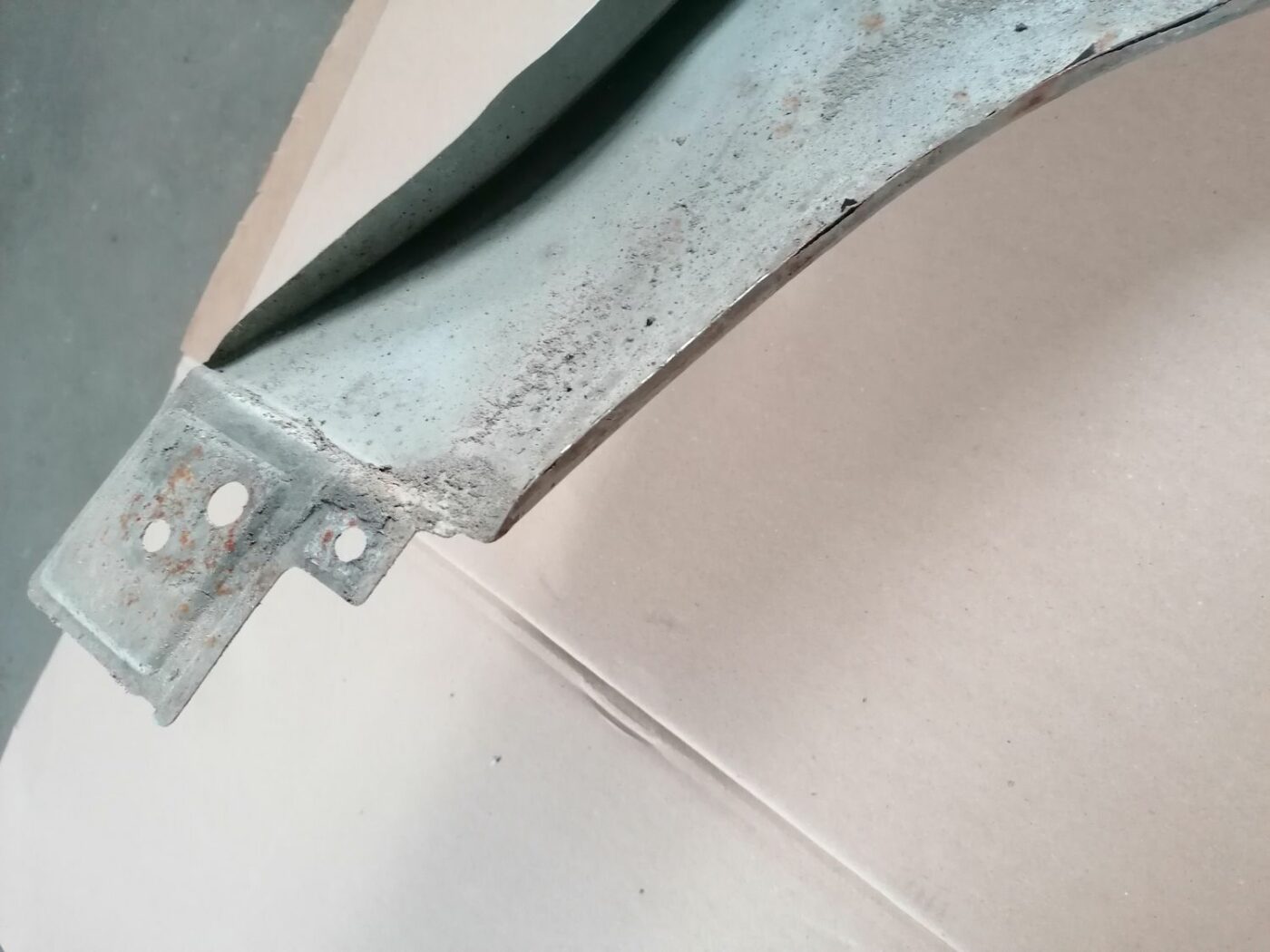 Priekšējais kreisais spārns priekš OPEL VECTRA C 2002 4 Priekšējais kreisais spārns priekš OPEL VECTRA C 2002