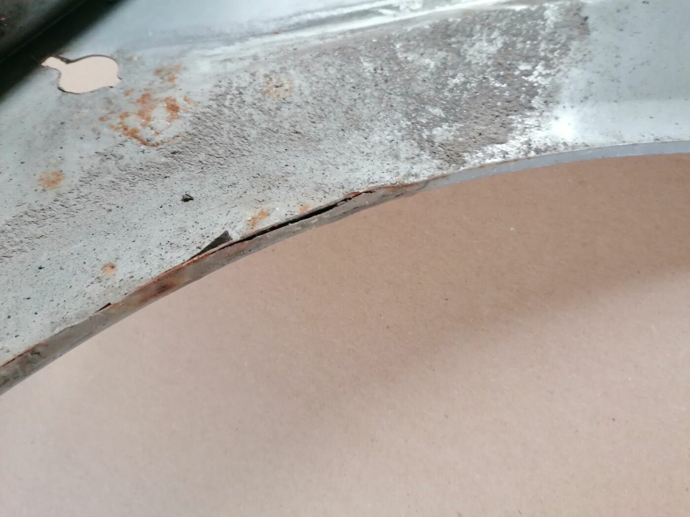 Priekšējais kreisais spārns priekš OPEL VECTRA C 2002 3 Priekšējais kreisais spārns priekš OPEL VECTRA C 2002