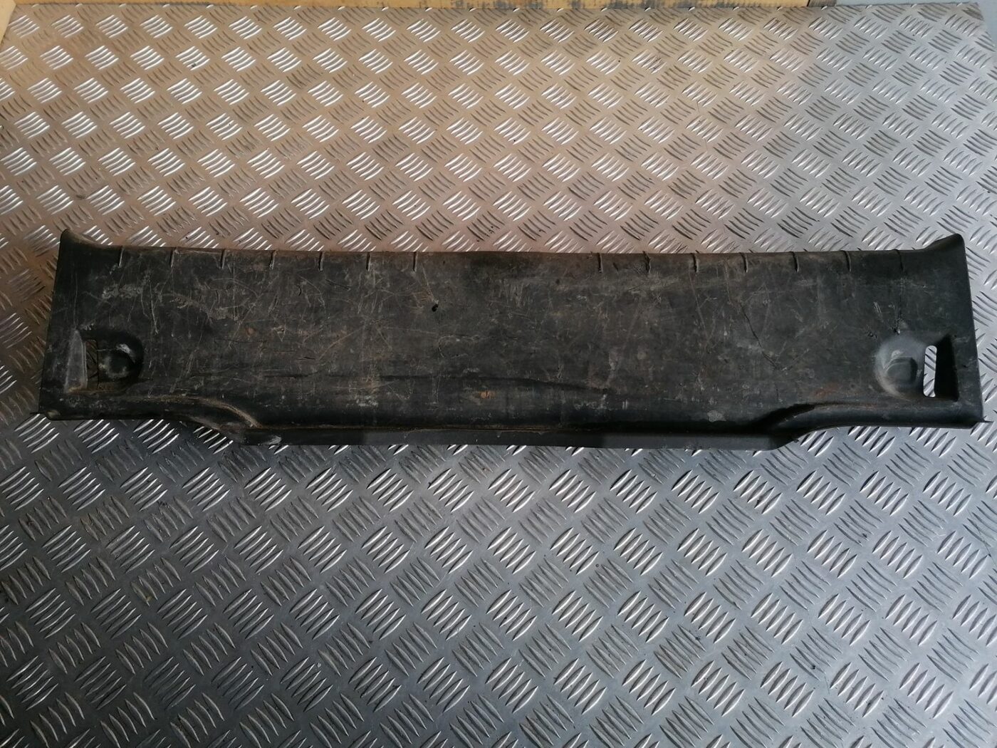 Bagažnieka nodalījuma sliekšņa uzlika priekš OPEL VECTRA C 2002