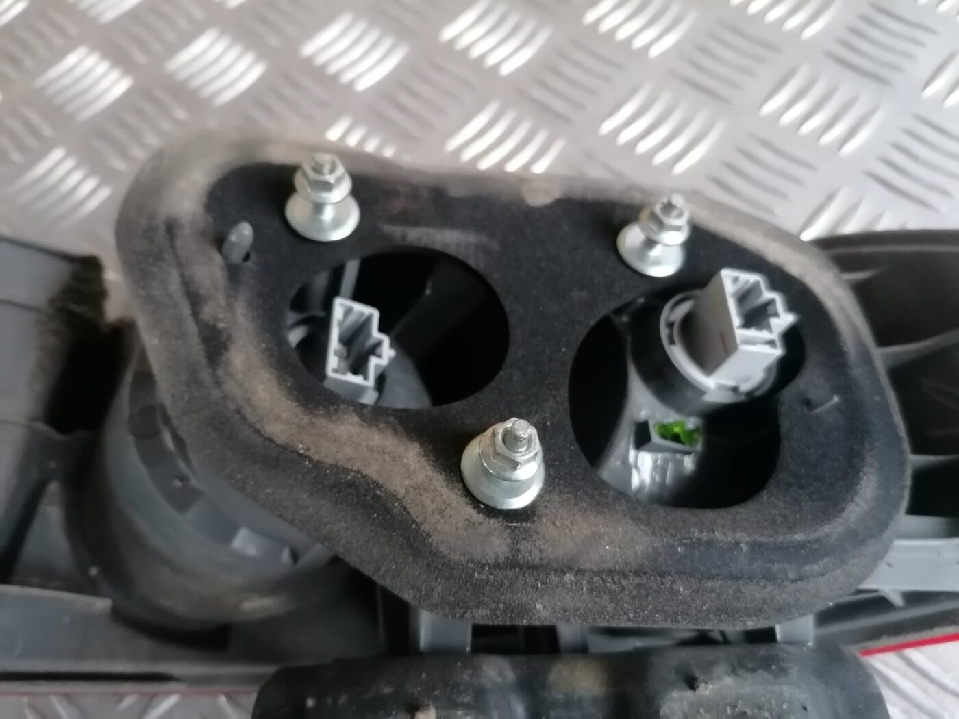 Aizmugurējais kreisais lukturis priekš HONDA ACCORD 2008