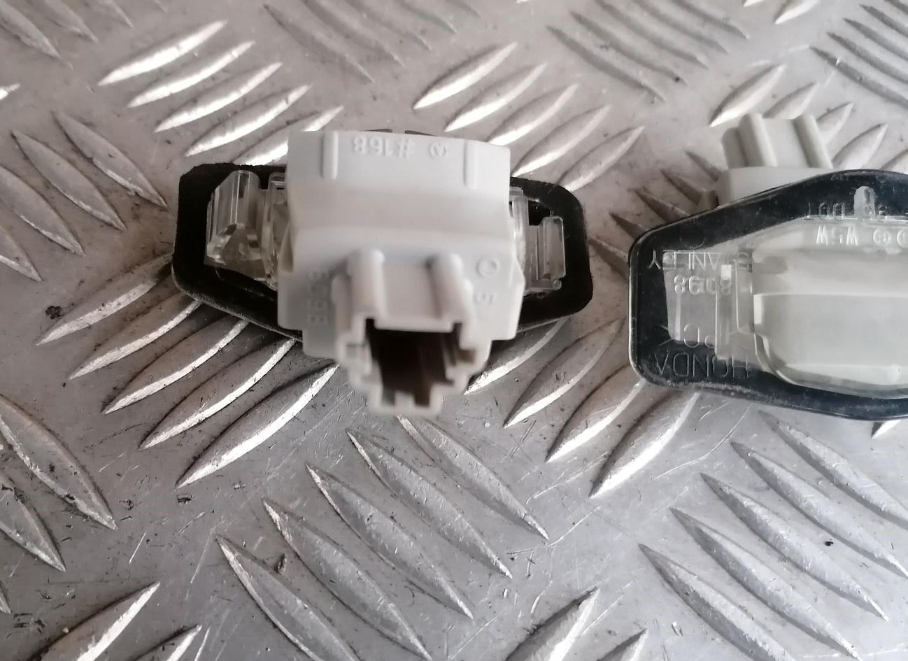 Numura zīmes apgaismojums priekš HONDA ACCORD 2008 4 Numura zīmes apgaismojums priekš HONDA ACCORD 2008