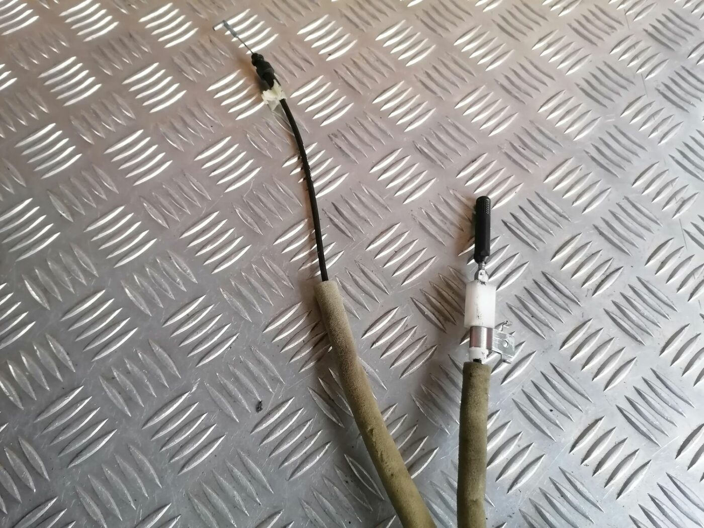 Priekšējo kreiso durvju slēdzene priekš HONDA ACCORD 2008