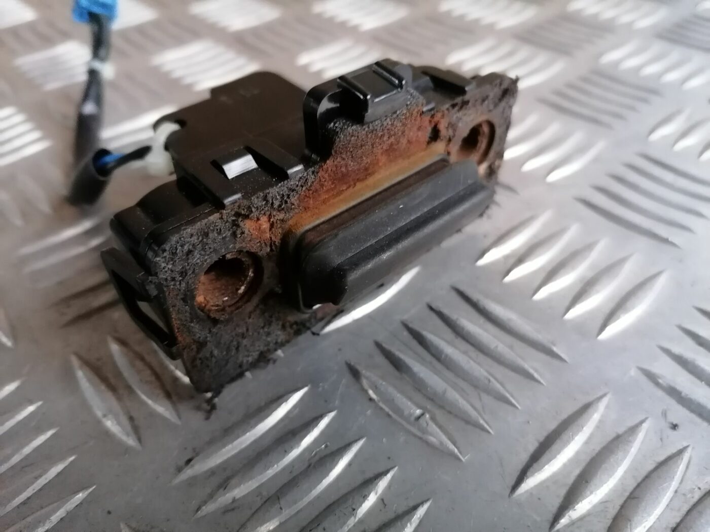 Bagažnieka vāka rokturis priekš HONDA ACCORD 2008 6 Bagažnieka vāka rokturis priekš HONDA ACCORD 2008