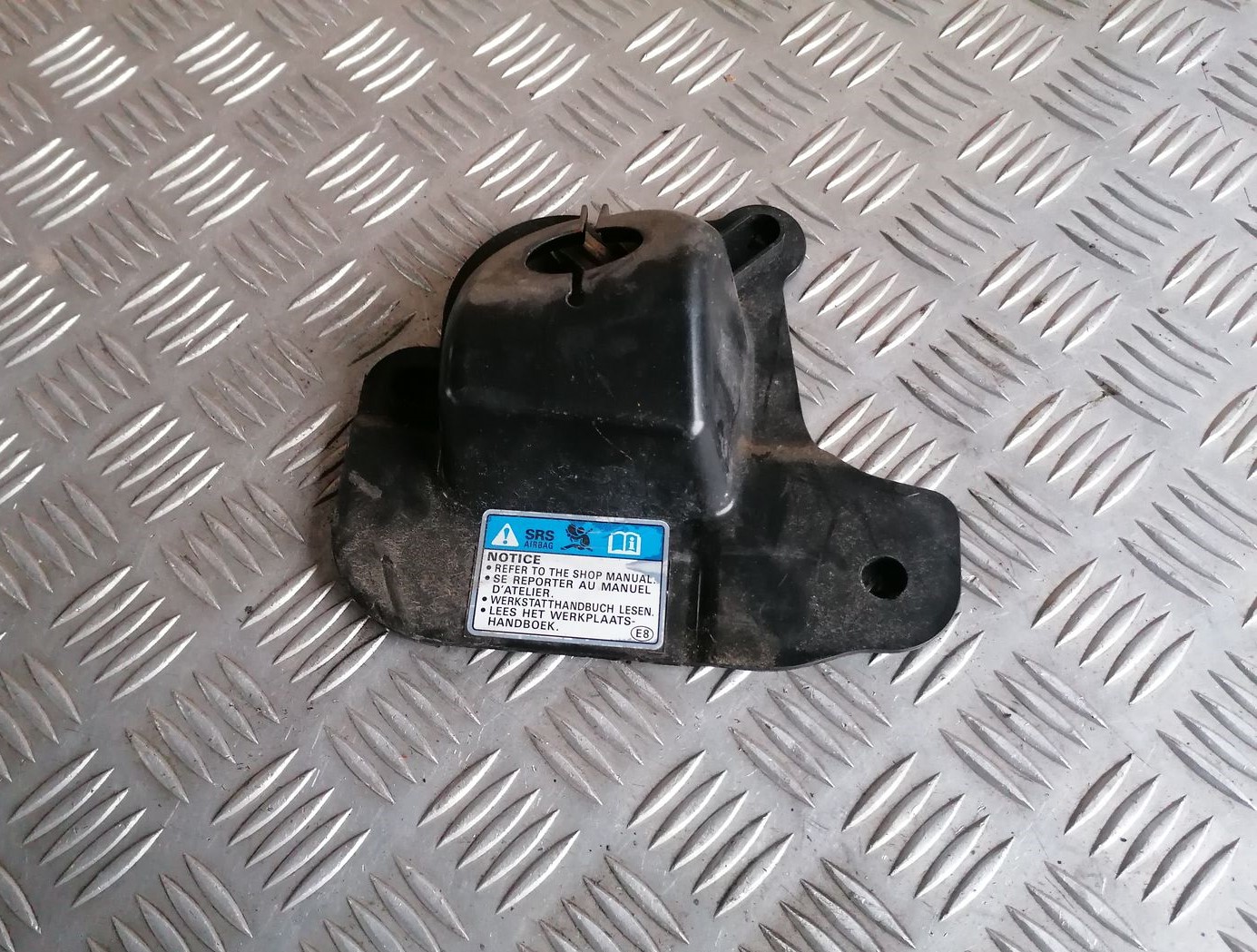 Stūres statnes putekļu aizsargs priekš HONDA ACCORD 2008 2 Stūres statnes putekļu aizsargs priekš HONDA ACCORD 2008