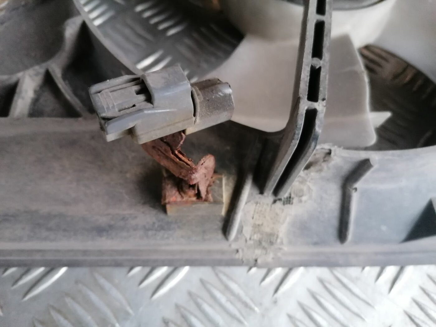 Dzesēšanas radiatora ventilators priekš HONDA ACCORD 2008