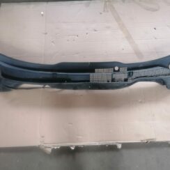 Vējstikla uzlikas (deflektora) režģis priekš HONDA ACCORD 2008