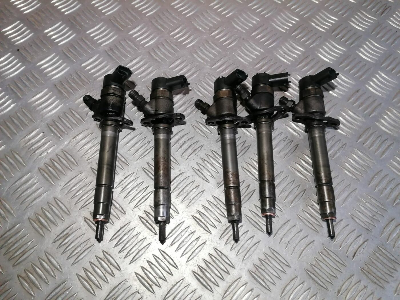 Degvielas smidzinātājs priekš VOLVO S60 2004