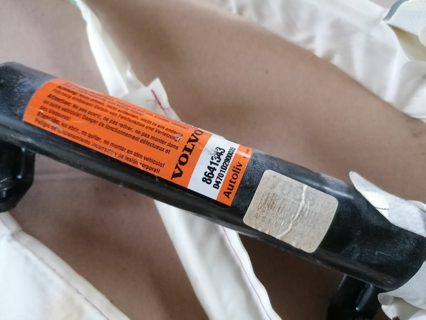 Griestu drošības spilvens, pa kreisi priekš VOLVO S60 2004 2 Griestu drošības spilvens, pa kreisi priekš VOLVO S60 2004