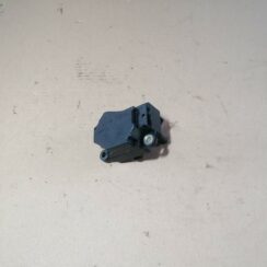 Apsildes sistēmas aktuators priekš VOLVO S60 2004