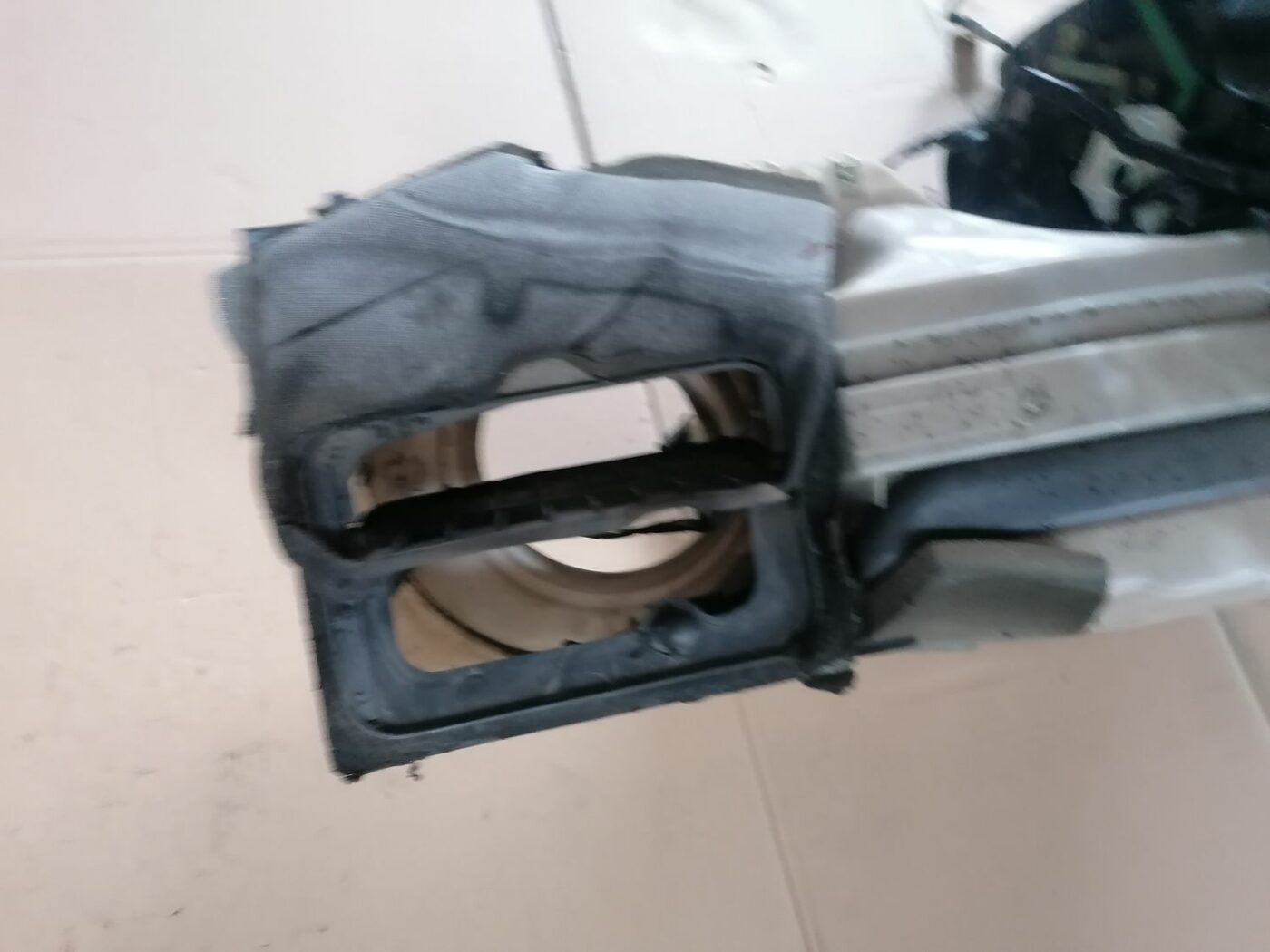 Salona sildītājs priekš VOLVO S60 2004 3 Salona sildītājs priekš VOLVO S60 2004