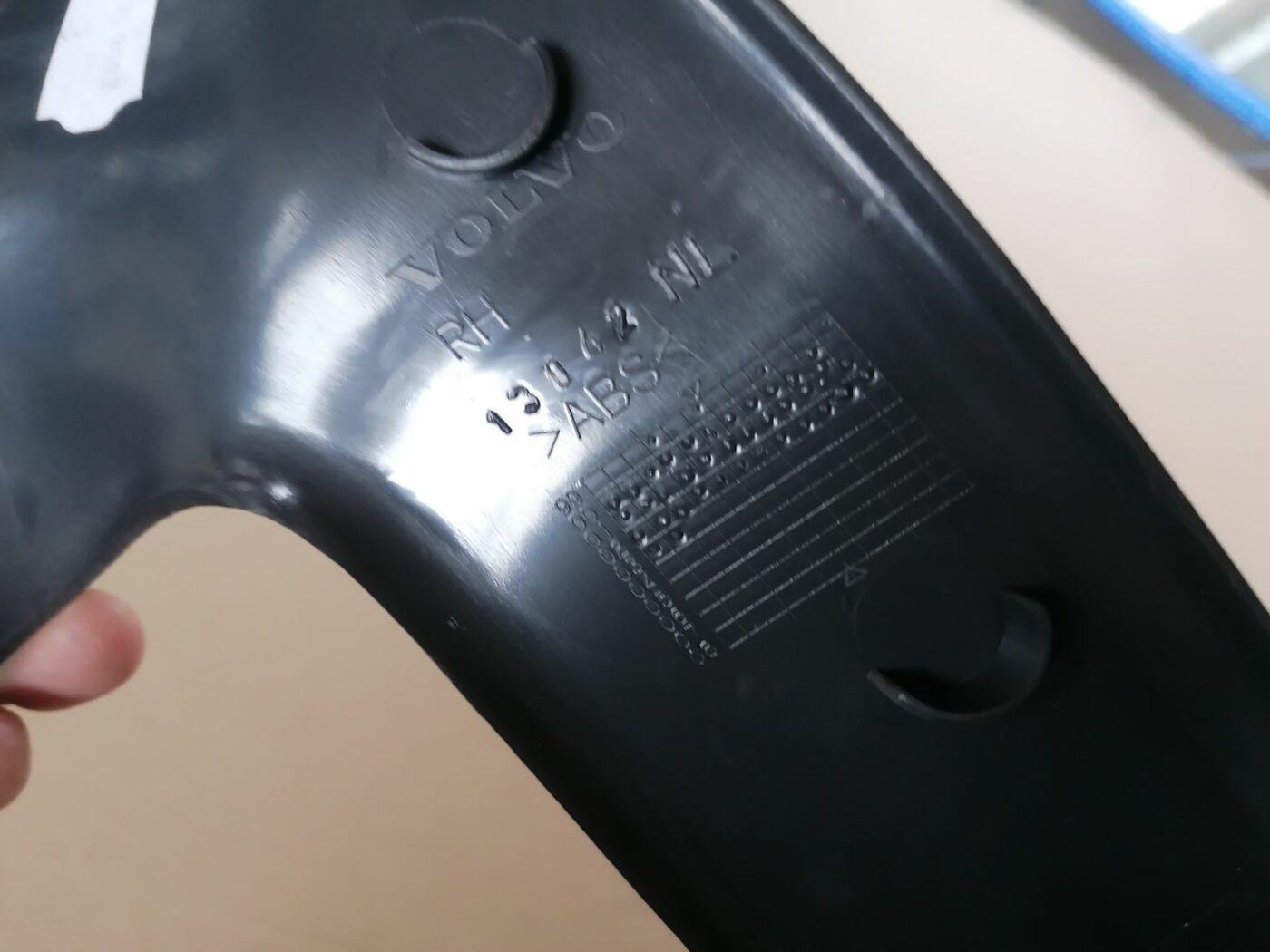 Sliekšņa aizmugurēja laba uzlika (salonā) priekš VOLVO S60 2004