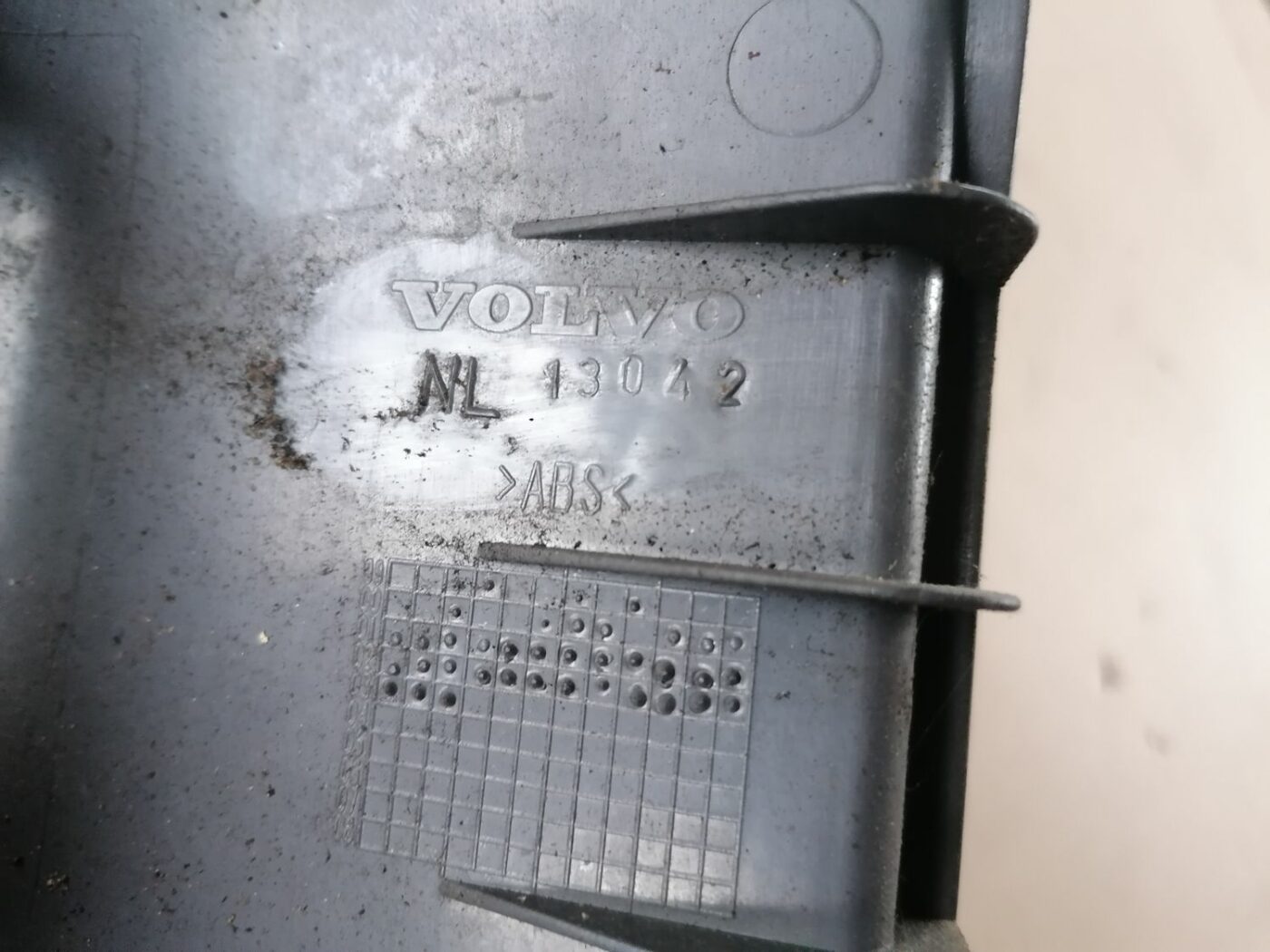 Bagažnieka nodalījuma sliekšņa uzlika priekš VOLVO S60 2004