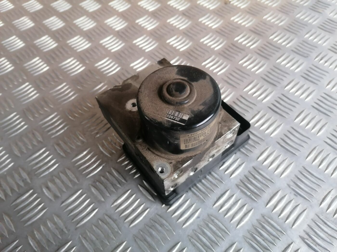 ABS bloks priekš VOLVO S60 2004