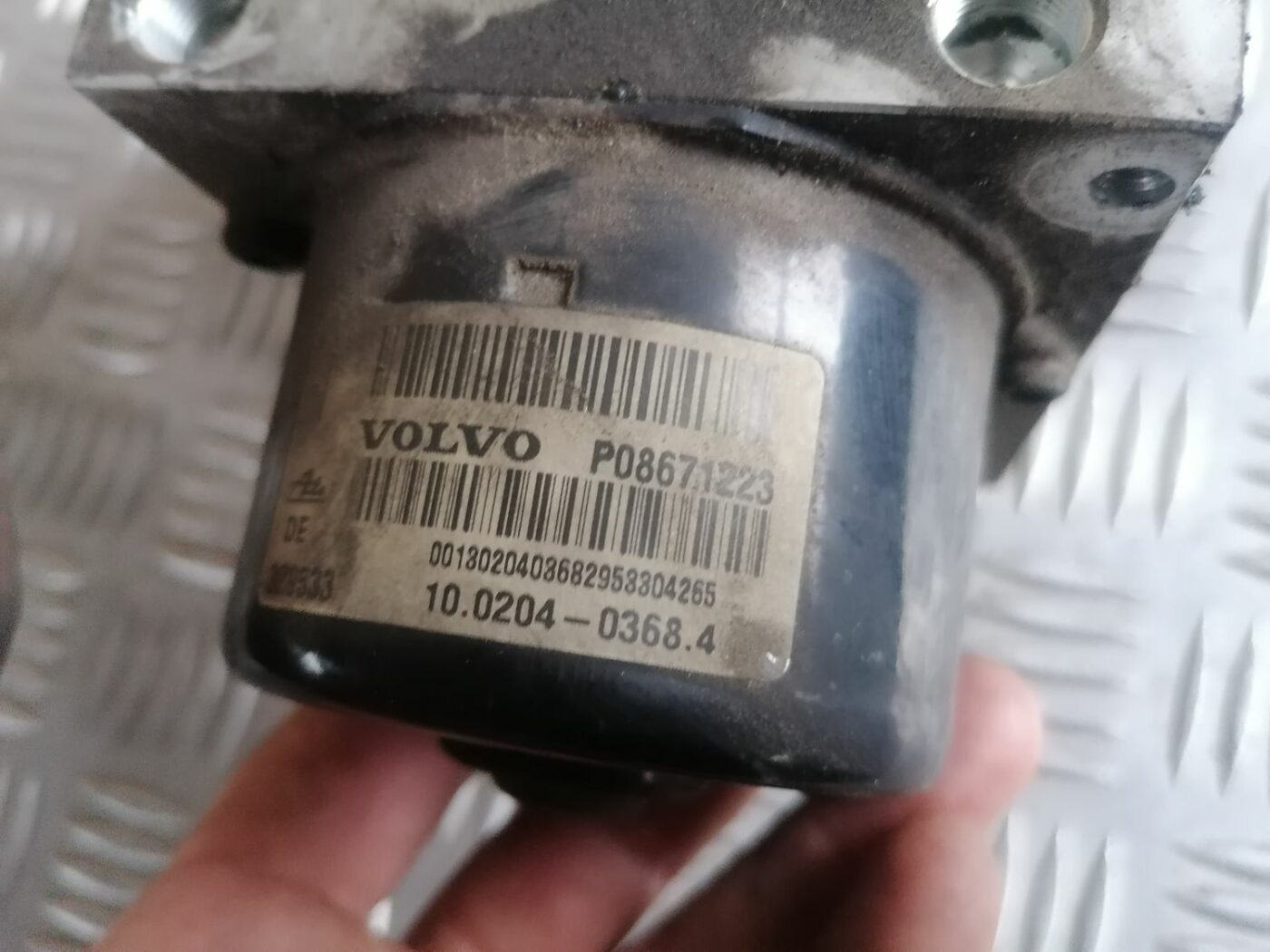 ABS bloks priekš VOLVO S60 2004