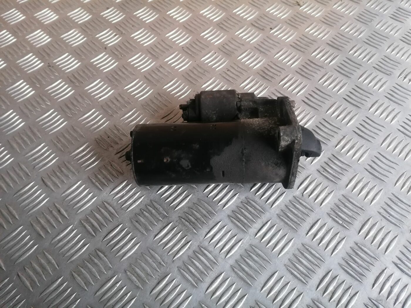 Starteris priekš VOLVO S60 2004