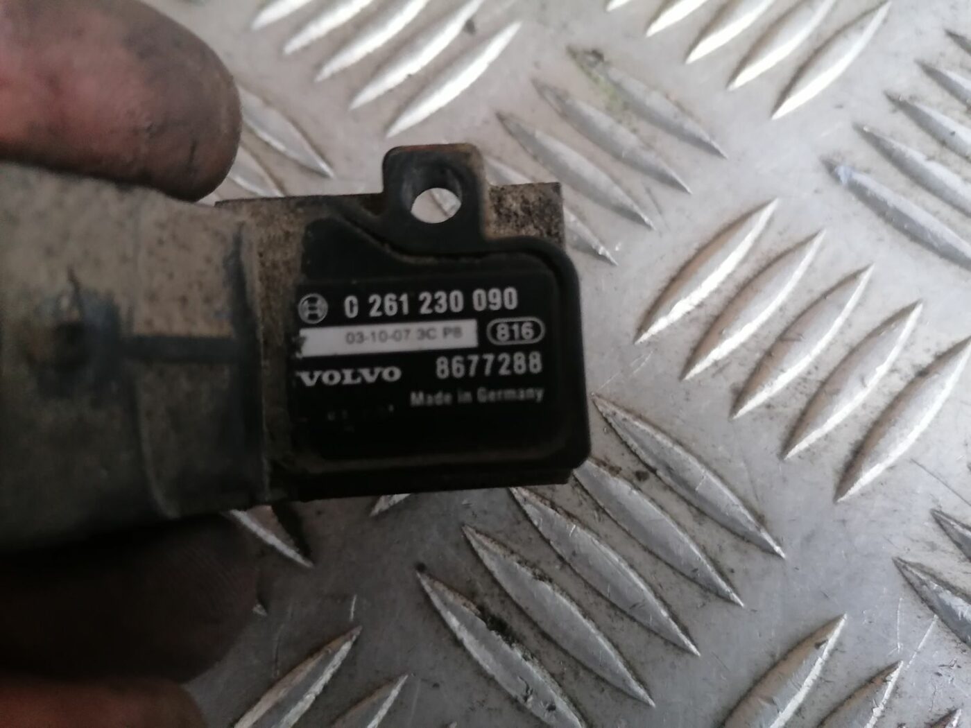 Ieplūdes kolektora spiediena devējs priekš VOLVO S60 2004 5 Ieplūdes kolektora spiediena devējs priekš VOLVO S60 2004