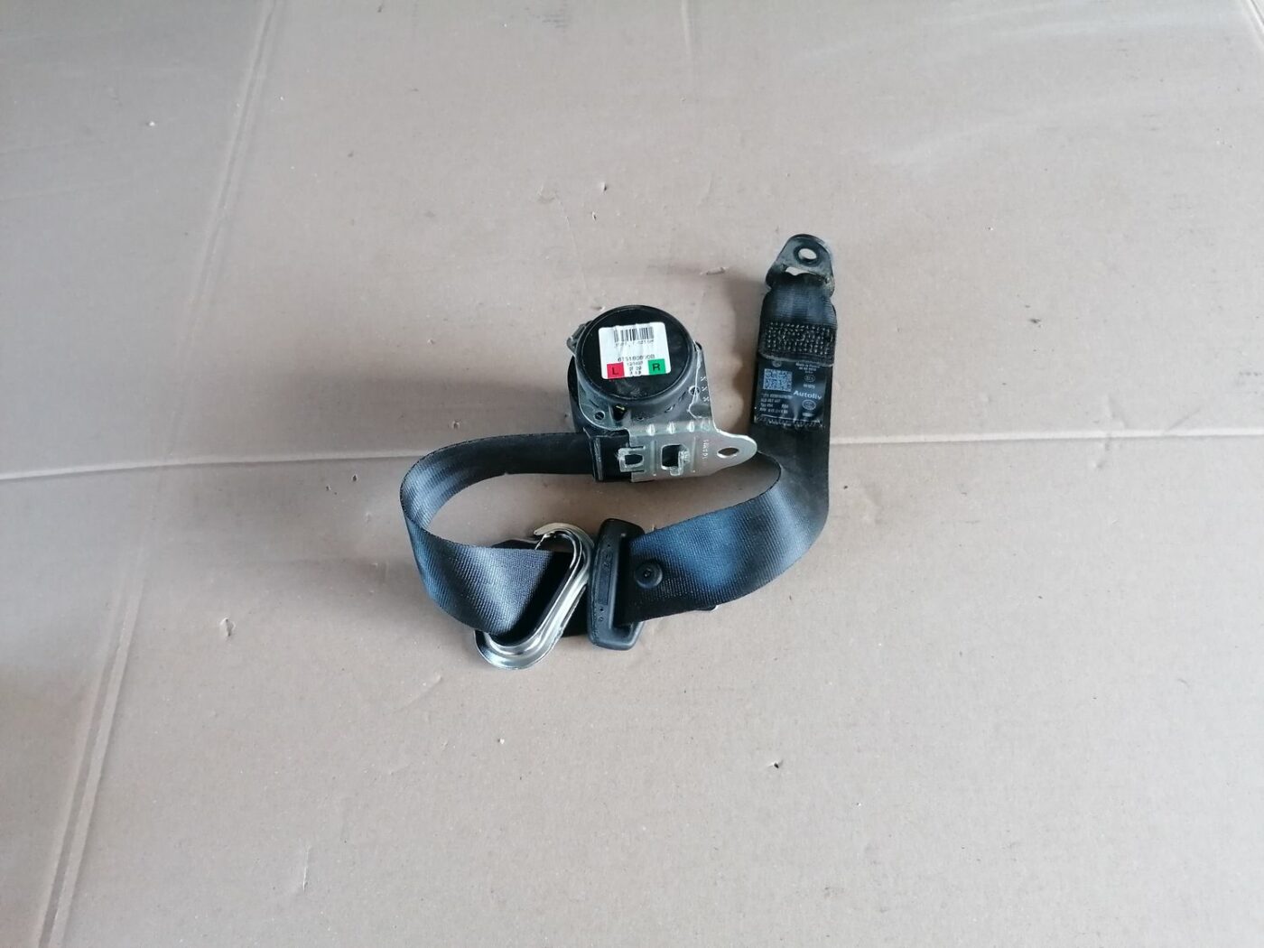 Aizmugurējā labā drošības josta priekš SKODA YETI 2012 1 Aizmugurējā labā drošības josta priekš SKODA YETI 2012