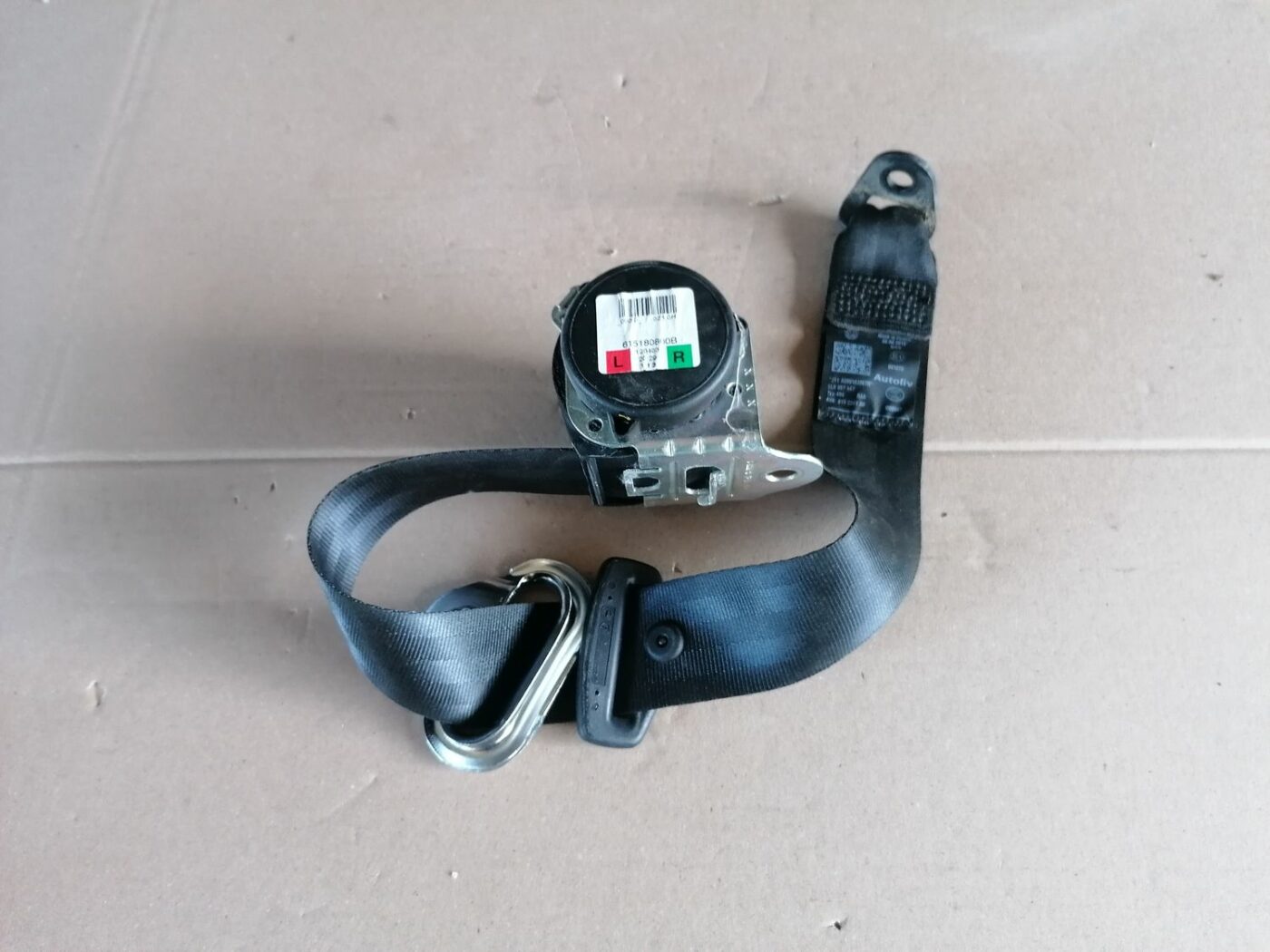 Aizmugurējā labā drošības josta priekš SKODA YETI 2012 2 Aizmugurējā labā drošības josta priekš SKODA YETI 2012